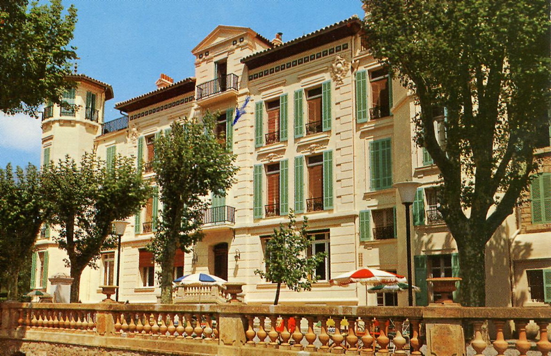 Château de la Ripelle et sa terrasse
