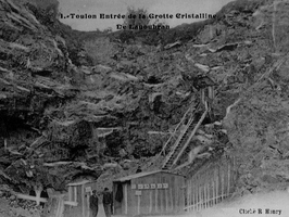 Toulon Entrée de la Grotte Cristalline de Lagoubran