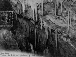 Toulon - La grotte de Lagoubran - Les stalactites
