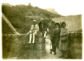 La famille Vernet au barrage en 1929