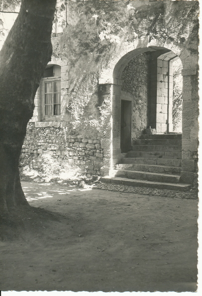 Château de Dardennes - La cour intérieure