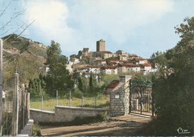 Vieux village provençal (XIIIe s.) Le Revest-les-Eaux